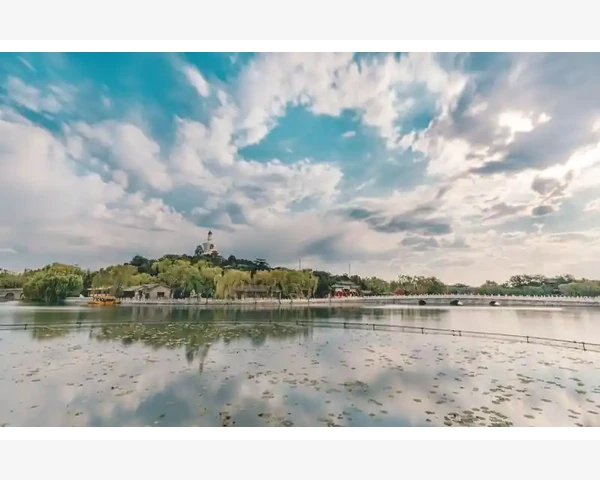 MT4多窗口排列布局调整实用操作教程_MT4多窗口排列布局调整实用操作教程